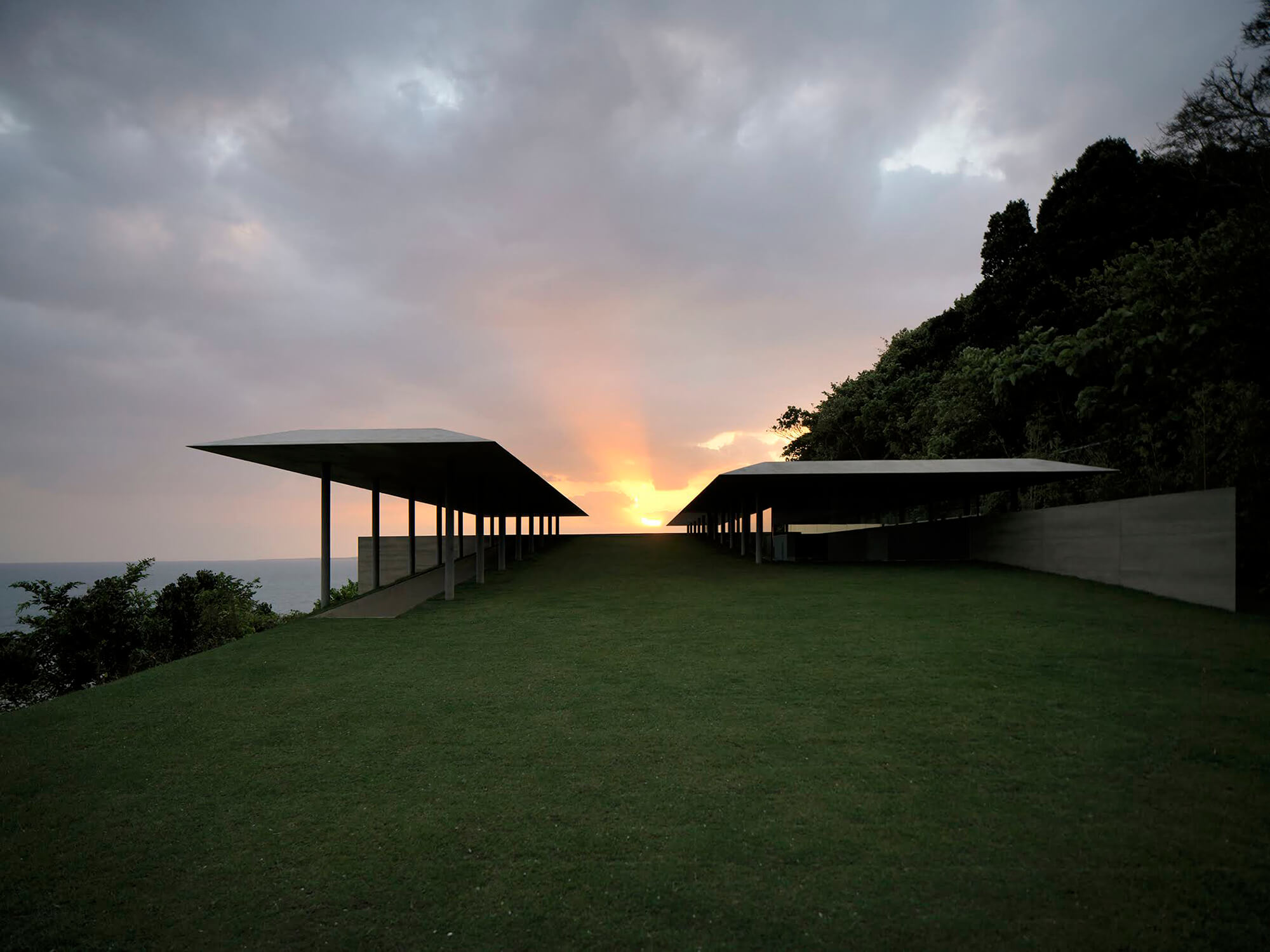 沖縄に別荘を持つ_1